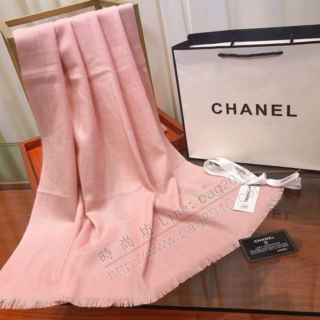 CHANEL女圍巾 香奈兒經典格紋 百搭純色 小香家羊毛刺繡披肩  llwj6383